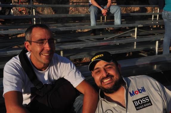 Com o Ricardo, esperando o início do Rally de Guanajuato, no México